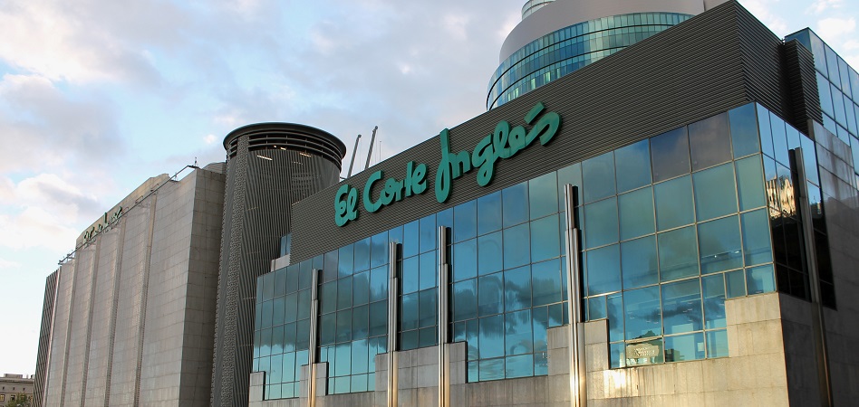 How many El Corte Inglés stores fit in Spain?